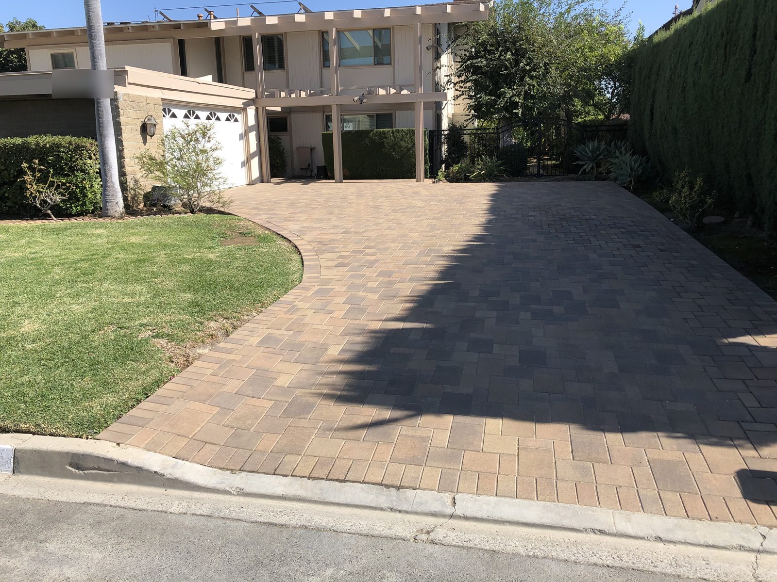 New concrete driveway by Driveway Masters in Buena Park, CA