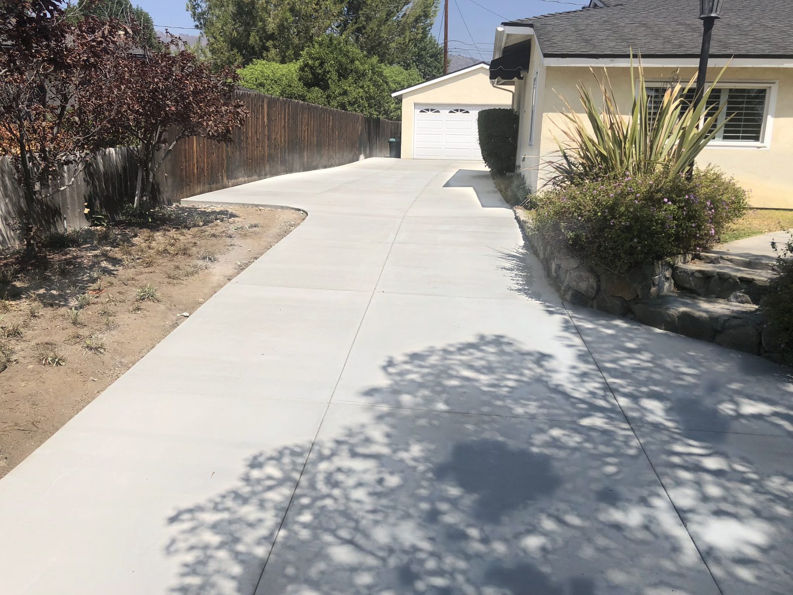 New concrete driveway by Driveway Masters in Glendora, CA